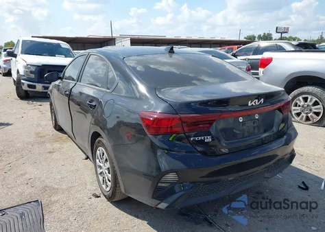 2024 Kia Forte Lx из США, поврежденный, VIN 3KPF24AD6RE806068